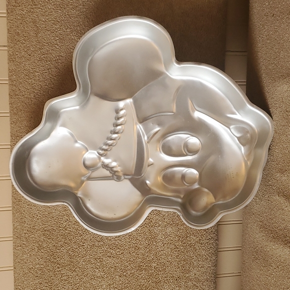 Vintage Wilton Mickey Mouse cake pan - Picture 6 of 6